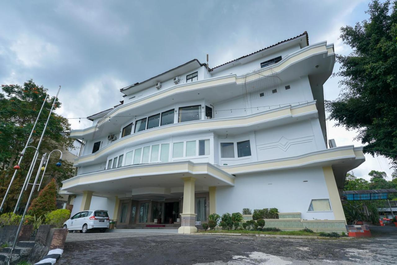 Urbanview By Millenium Hotel Pangkal Pinang Dış mekan fotoğraf