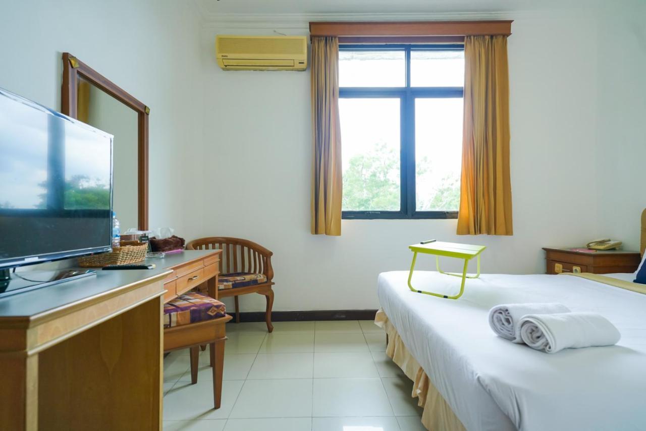 Urbanview By Millenium Hotel Pangkal Pinang Dış mekan fotoğraf